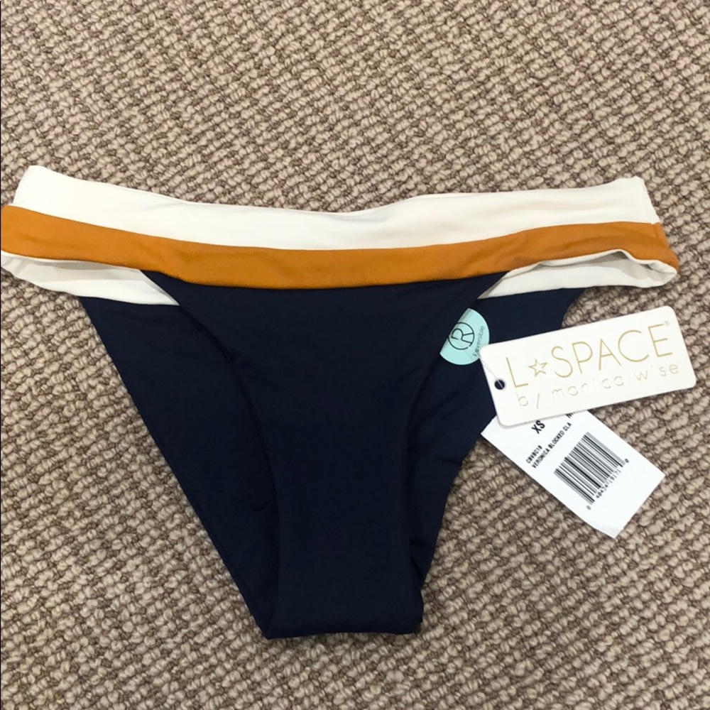 NWT L*Space swim bottom size Xs reversible